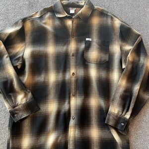 Men's Classic Plaid Button-Down Shirt